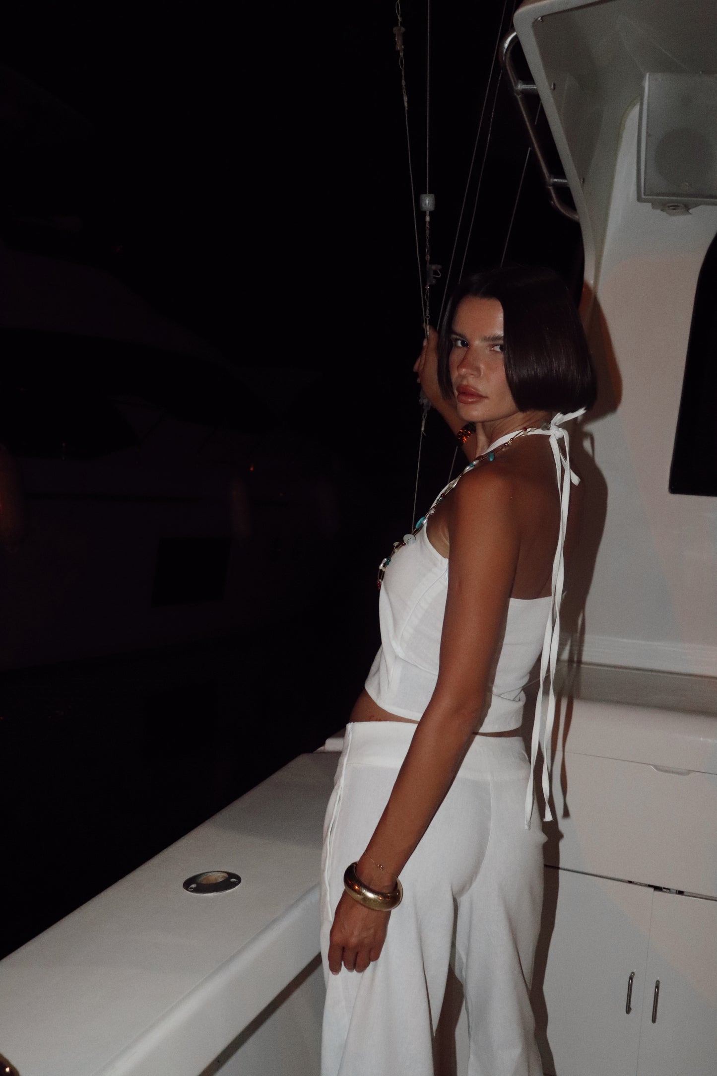 The Tidal Set - White